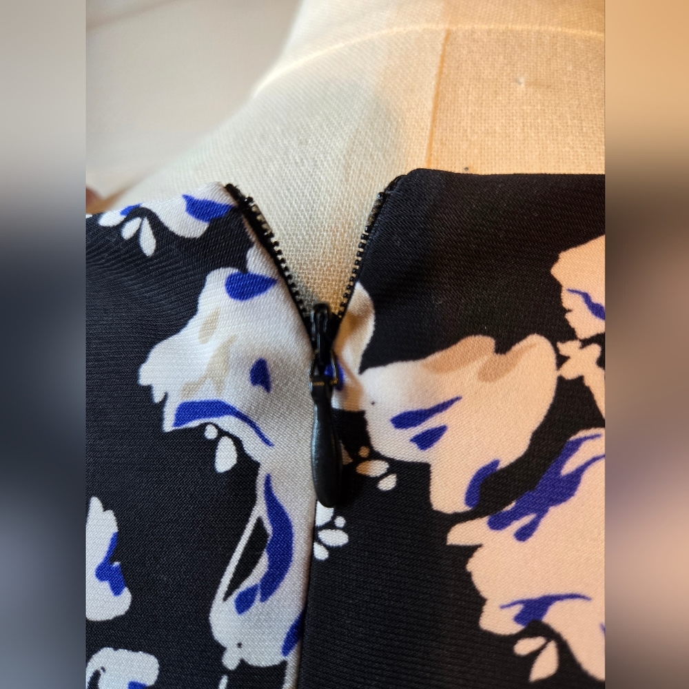 NWT Harper Rose Floral V-Neck Tulip Dress Black and White Size 10 - Picture 7 of 13
